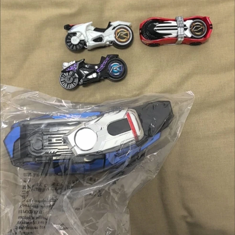 متوفر في المخزون بانداي Dx كامين رايدر محرك ماخ سائق هونو مع 3 سيارات إشارة مجموعة التحول Tridoron تأثيري الدعامة لعبة هدية لمحبي