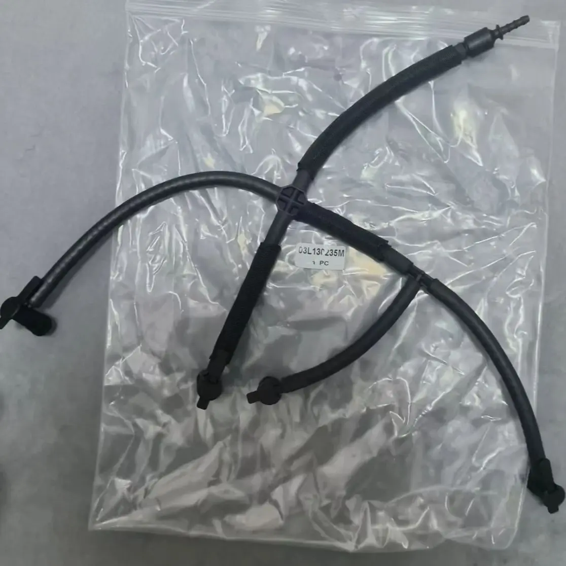 03L 130 235 م أماروك 2011- خط إرجاع الوقود خرطوم حاقن الأنابيب خرطوم تسرب خط حاقن فوهة خرطوم 03L130235M #1