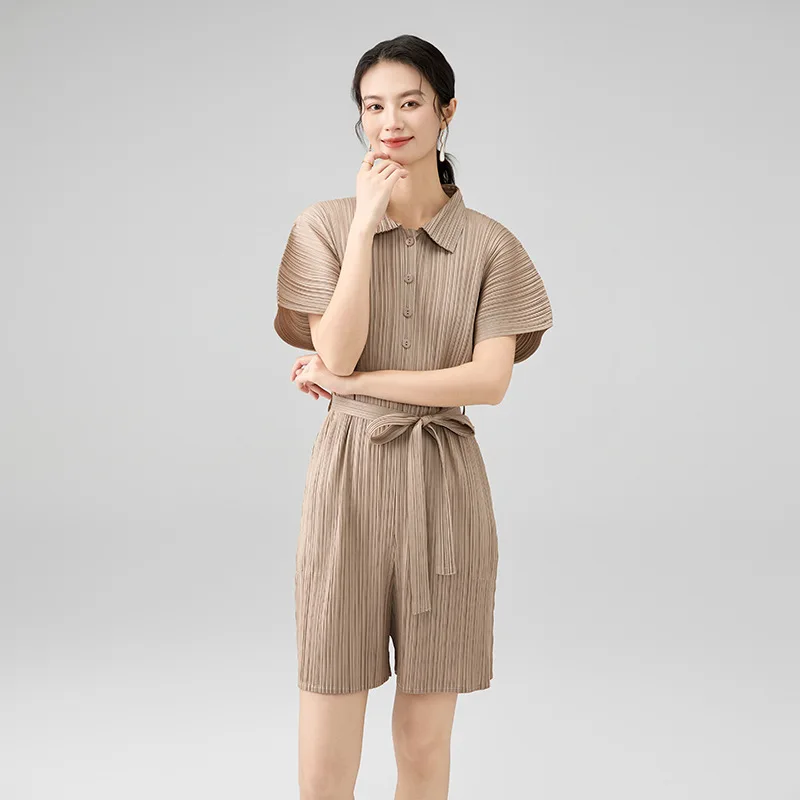 2025 Sommer Neutral Einfache Mode POLO Kragen Einreiher Kurzarm Overall Lose und Dünne Faul Stil