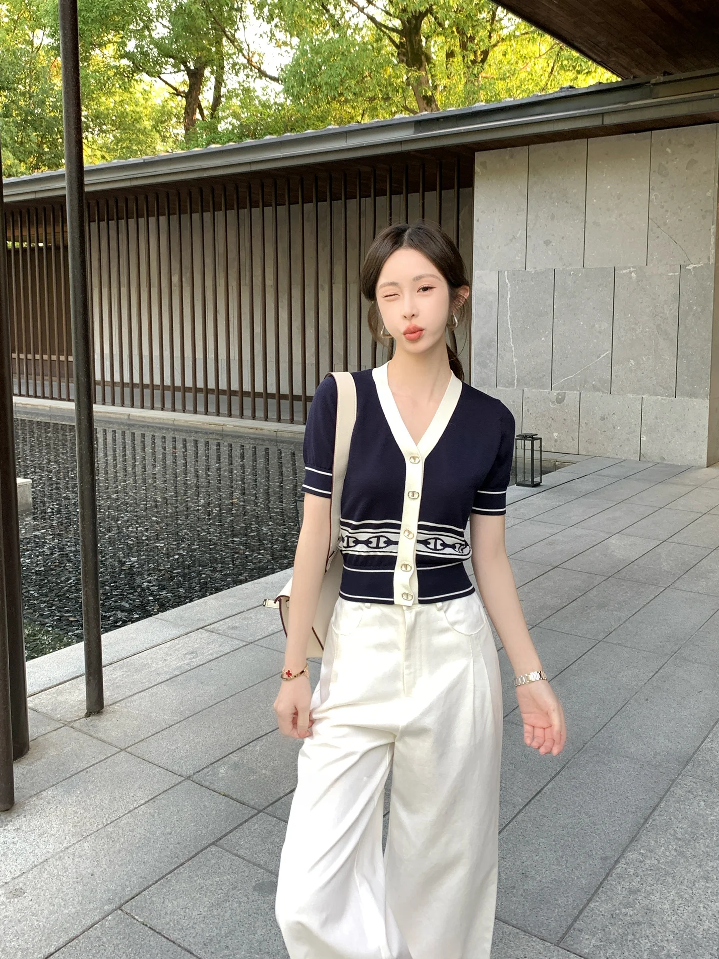 

Laoqian Academy Women's ort V-Ne Knitwear Summer Faionable plus Size k Blue Casual Sle Loose Fit Regular Sve