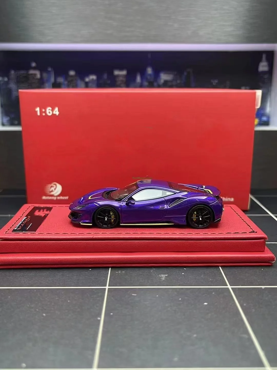 Rotating Wheel 1:64 488 PISTA Purple Color Dieacst Molde Car in 2024 New Stocks