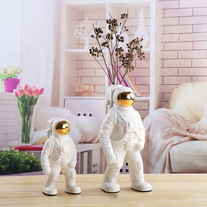 European Ceramic Vase Handwork Astronaut Living Room Modern Ornaments Office Desktop Flower Vases Creativity Home Decoration
