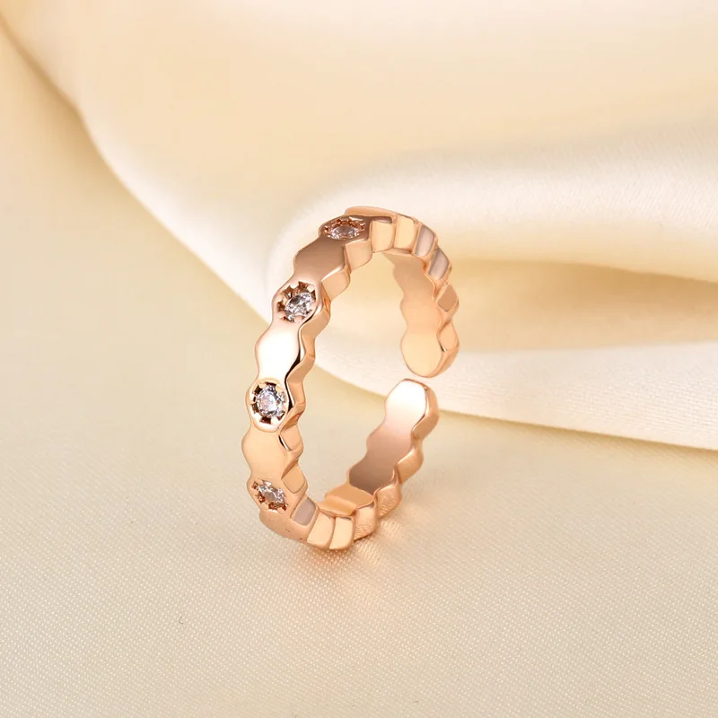 

Plated Honeycomb Ring for Women Open Adjustable Hexagonal Design Statement Mid Finger Ring Hypoallergenic Luxury Jewelry