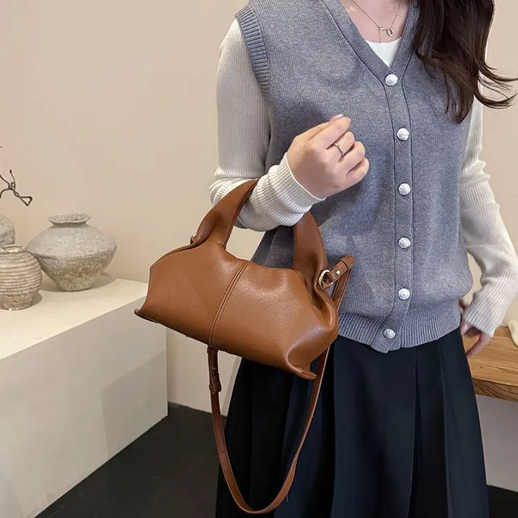 

2026 New Women Crescent Bag Minimalist PU Leather Vintage Texture Handheld Shoulder Crossbody Purse