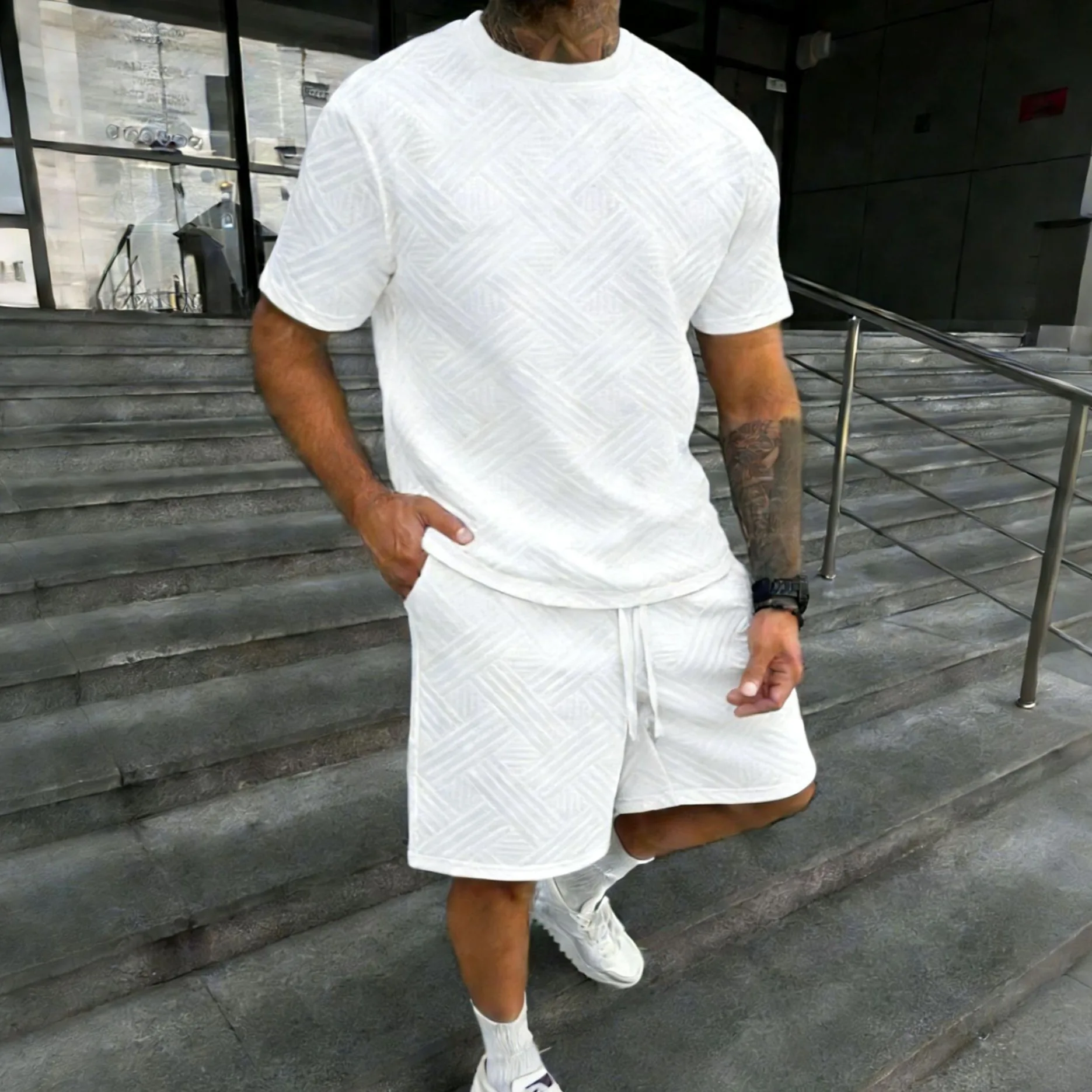 

New men's summer jacquard short-sleeved shirt and short pants casual breathable T-shirt and short pants sports outfit streetwear
