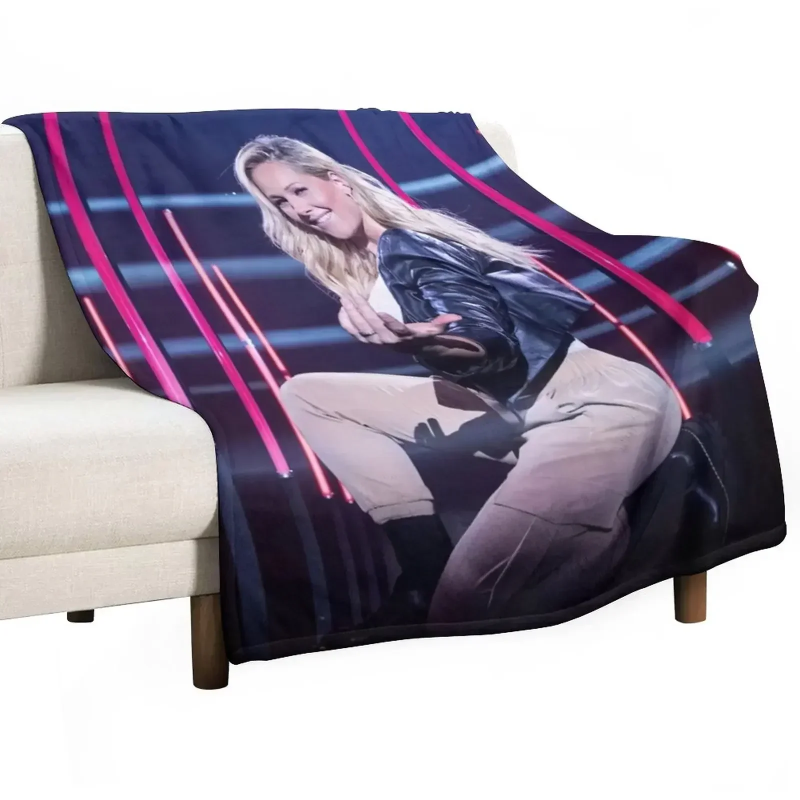 Helene Fischer Im Rausch Der Sinne Throw Blanket Designers Sofas Tourist Decorative Throw For Decorative Sofa Blankets
