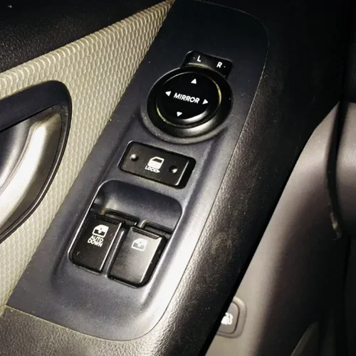 Imagen 1 del producto Interruptor de Control maestro de ventana eléctrica, botón elevador para Hyundai H1 Cargo 2,5, CRDi y Hyundai H-1, Travel 2008, 2009, 2010, 2011