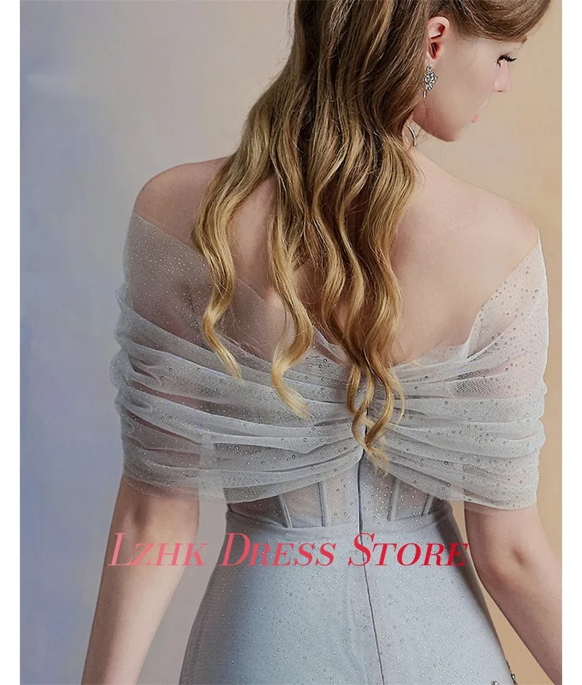 Vestido de noche personalizado de Organza de cristal de lujo, corte en A, hombros descubiertos, temperamento, mangas cortas, cuello en V