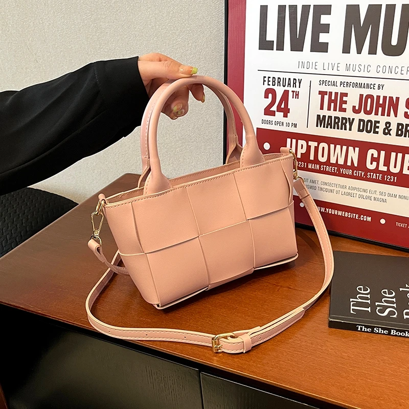 

Vintage Leather Messenger Bag For Women Anti-Theft Design Crossbody Bag With Adjustable Strap And Multiple Pockets