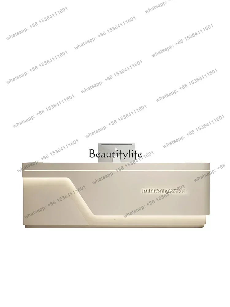 D30Modern Beauty Salon Cashier Service Guide Bar