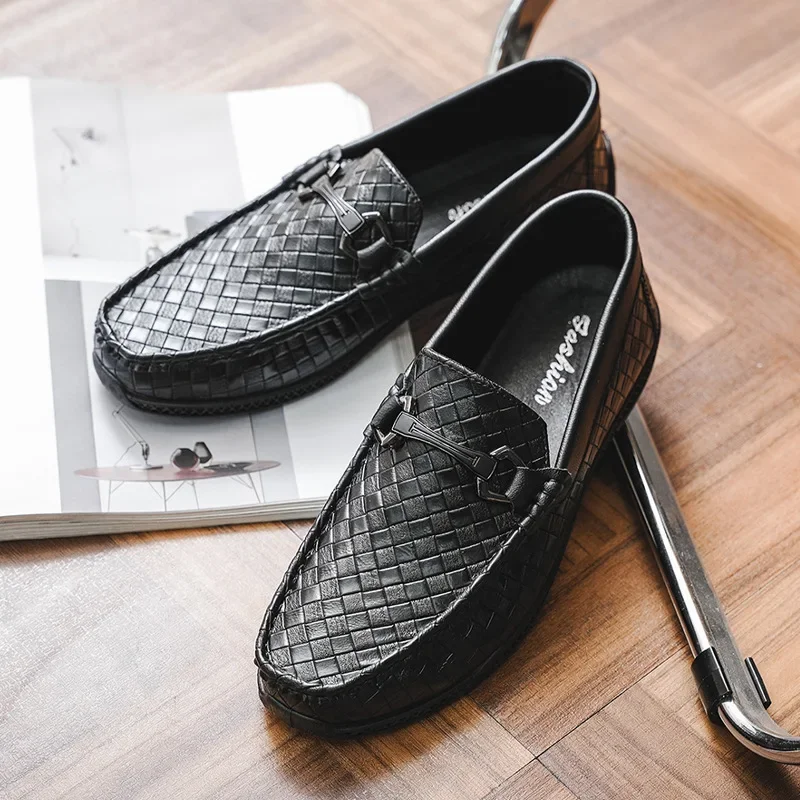 

Men's Bean shoes woven pattern men's casual leather shoes new high-end lazy loafers driving shoes hot selling for business