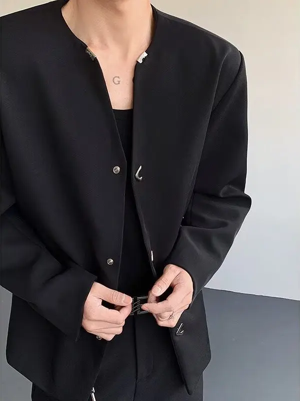 Black V-Neck Casual Suit Jacket for Men Loose Fit Youthful Style Polyester Fiber Anti-Wrinkle Daily Wear Online Exclusive
