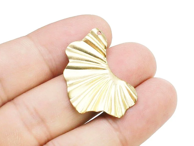 

10pcs Textured Fringe Earring Charms, Irregular Brass Findings, 32x21.6mm, Necklace Pendant, Jewelry Making Supplies R2423