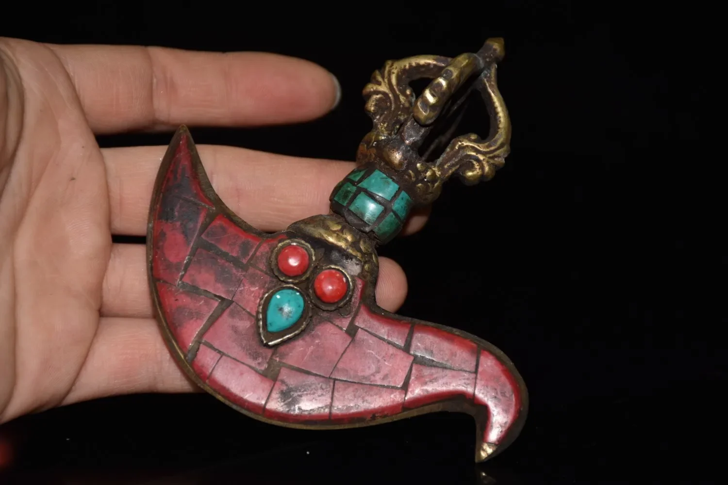 Tibetan Brass Buddhist red coral Turquoise Dorje Ax Phurpa Pestle Vajra Amulet