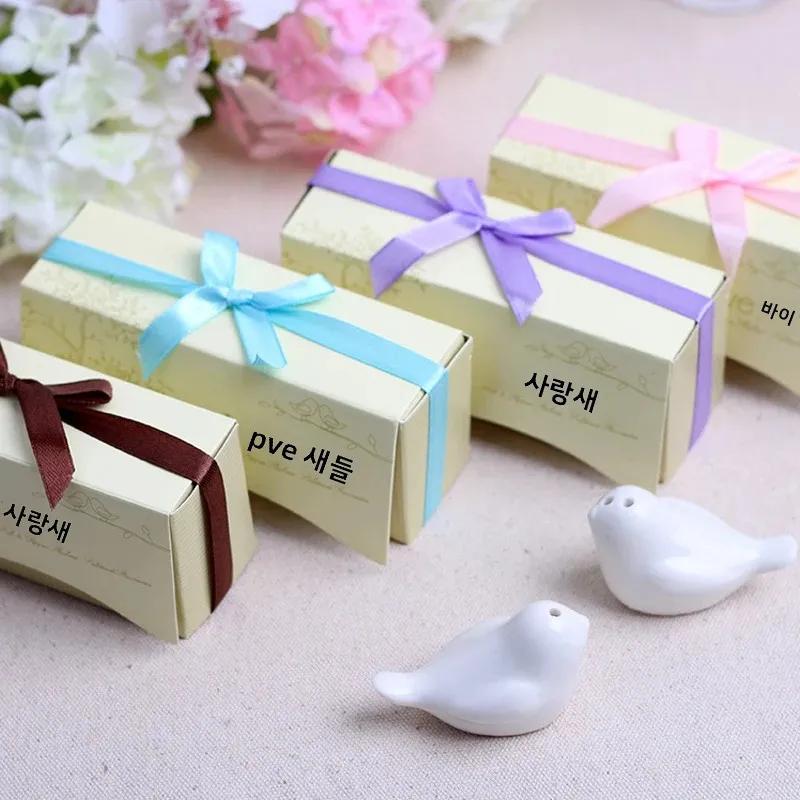 Love Bird Salt & Pepper Shaker Wedding Favors And Gifts For Guests Souvenirs Decoration Event & Party Kitchen Supplies