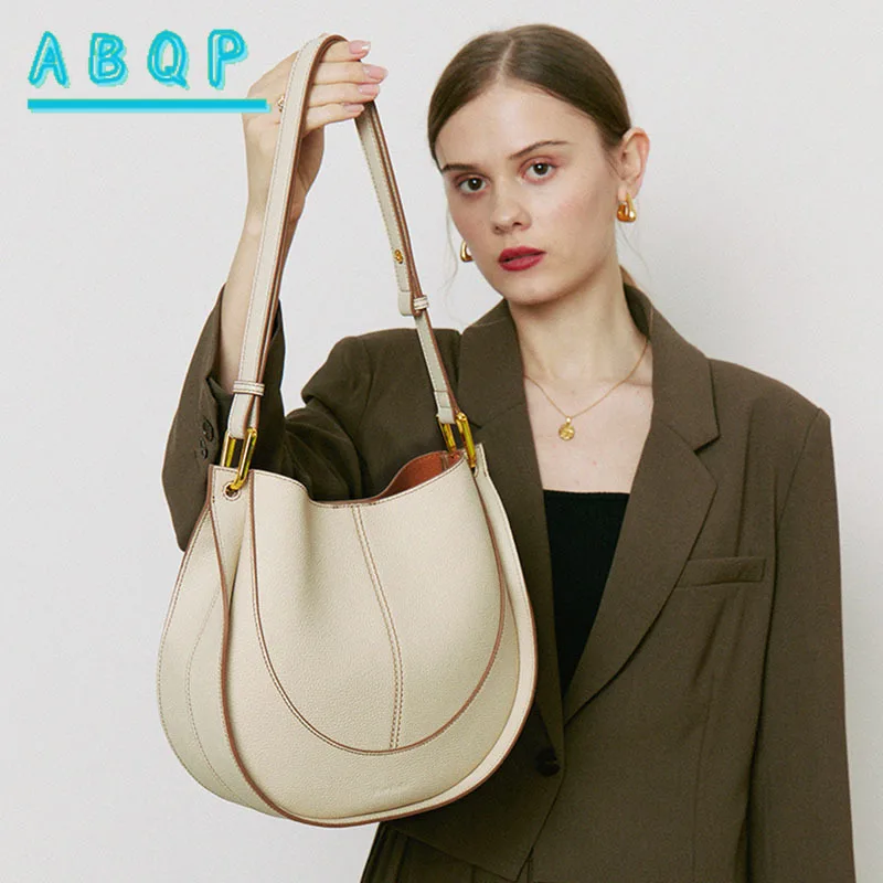 Elegant Women's Genuine Leather Saddle Bag with Magnetic Closure Golden Accents Polyester Lining Stylish Single Shoulder Purse
