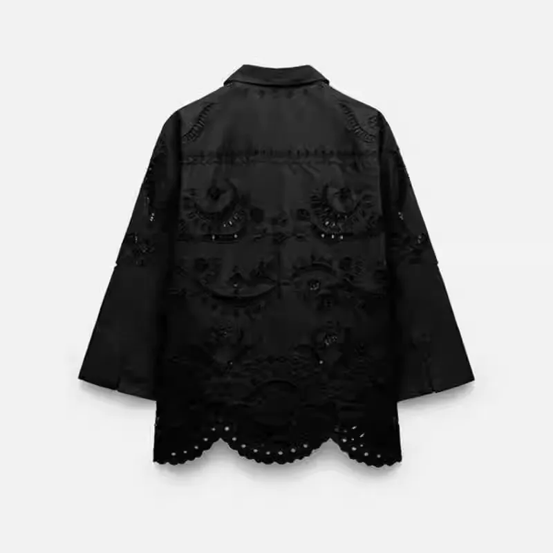 Faionable Hollow Embroidery irts Summer 2024 V-ne Casual Loose Fit Nine-point Sve Stand Pattern Pure Color orts