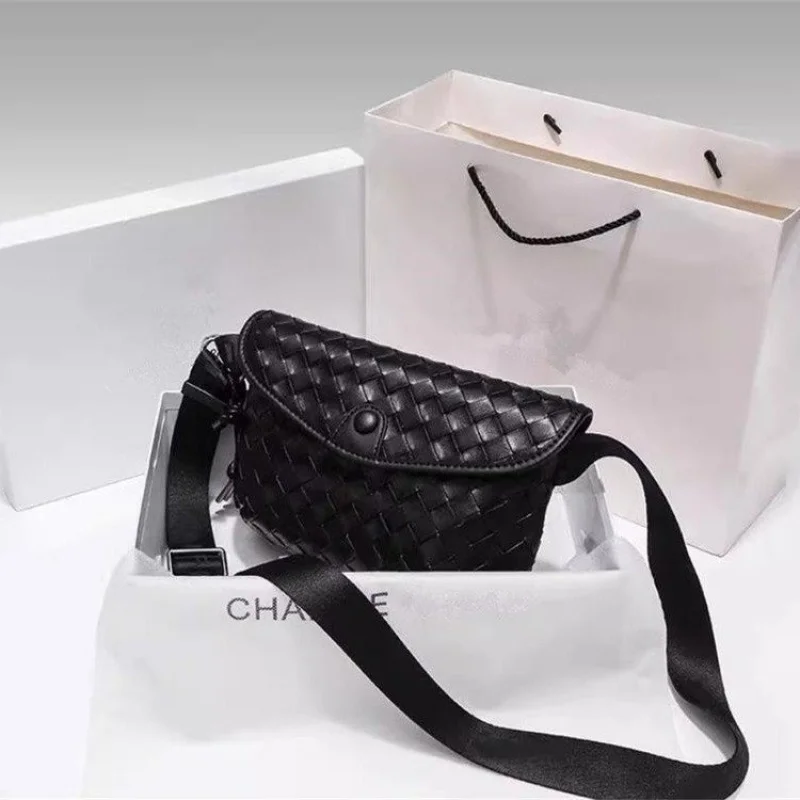 

Stylish Women's Shoulder Bag Genuine Leather Crossbody Handbag Luxury Designer Tote Elegant Ladies Messenger Purse