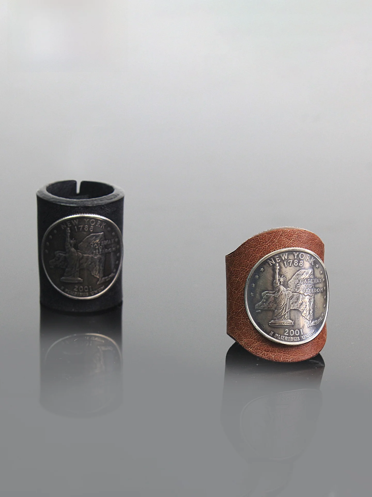 メンズダブルレイヤーレザースカーフバックル固定式スモールサイズ本革ヴィンテージスタイルファッションアクセサリー（t-t-twenties製）