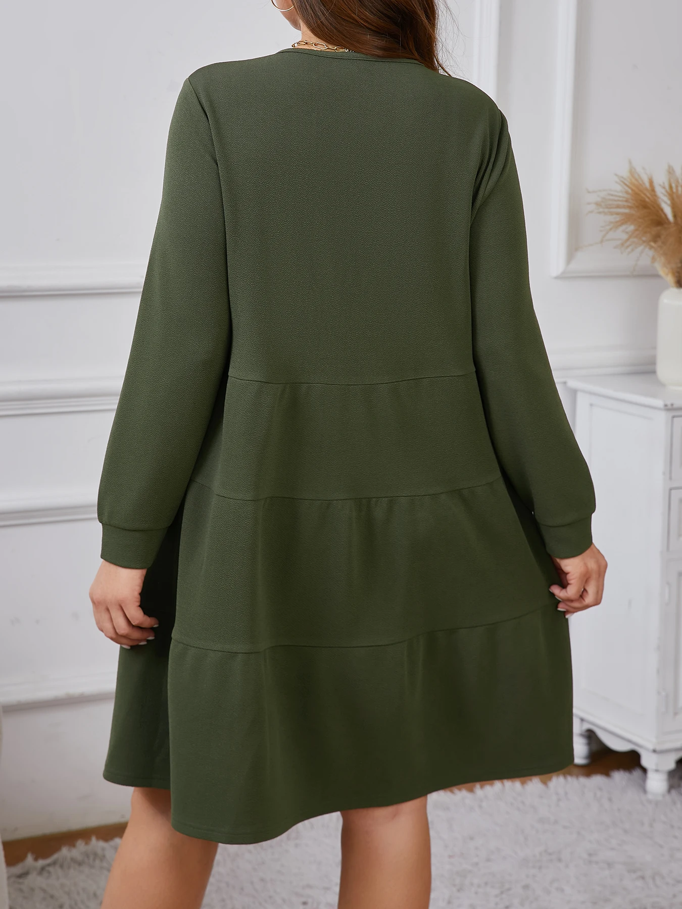 Plus Size Long-sleeved Dress V-neck Button Loose Elegant Simple Temperament Gentle Fashion Fat Girls Must-have Autumn Winter