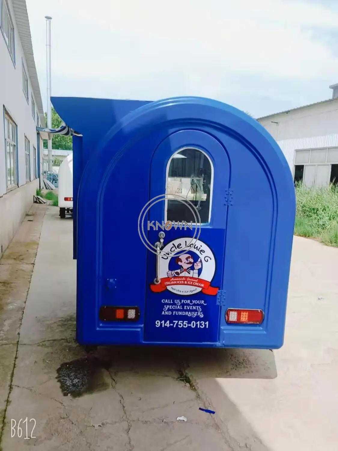 عربة طعام بتصميم جديد 250 سم مقطورة طعام مخصصة مقطورة طعام متنقلة كشك طعام متعدد الوظائف