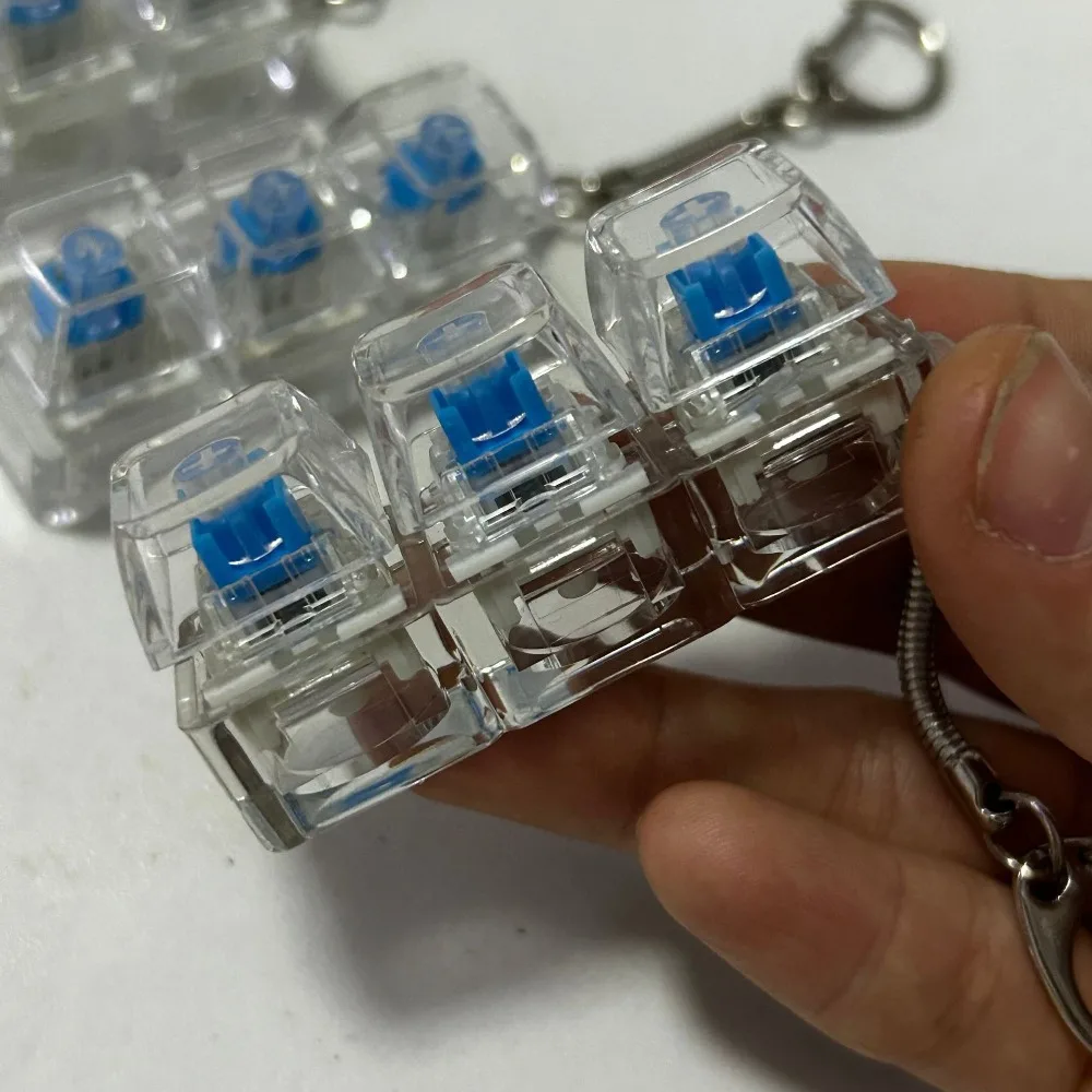 Clicker Toy Relaxing 3/4/9 Keys Finger Keyboard Key Button Keycap Decompression Toy Gadget Stress Relief Pinch Toy Adult