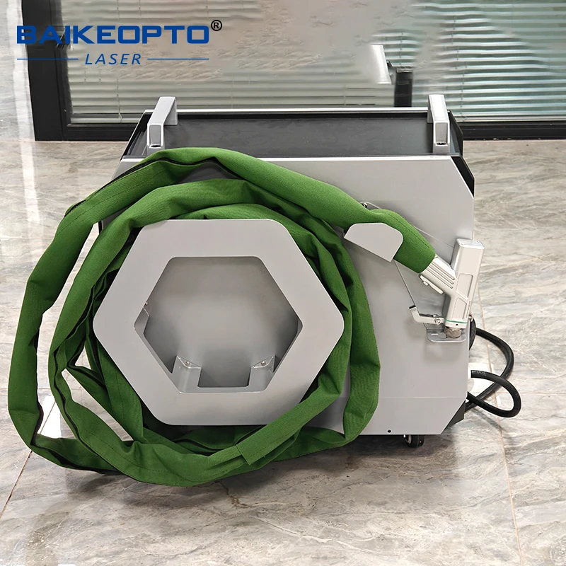 Portable Air Cooling 5 In 1 Handheld Laser Welder High Precision Laser Welding Rust Cleaning Cutting Machine