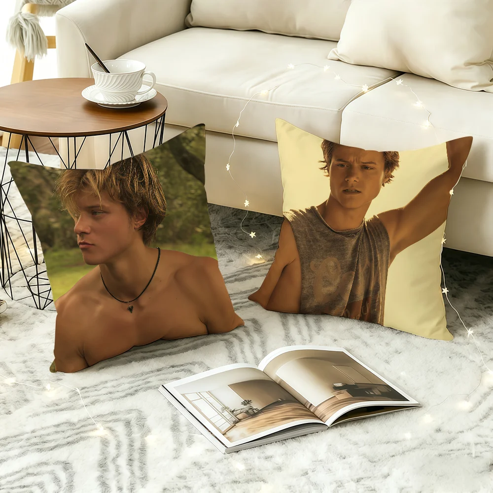 Actor R-Rudy P-Pankow cushion cover Comfortable Decorative For Bedroom Living room Dormitory Picnic and Holiday Decoration