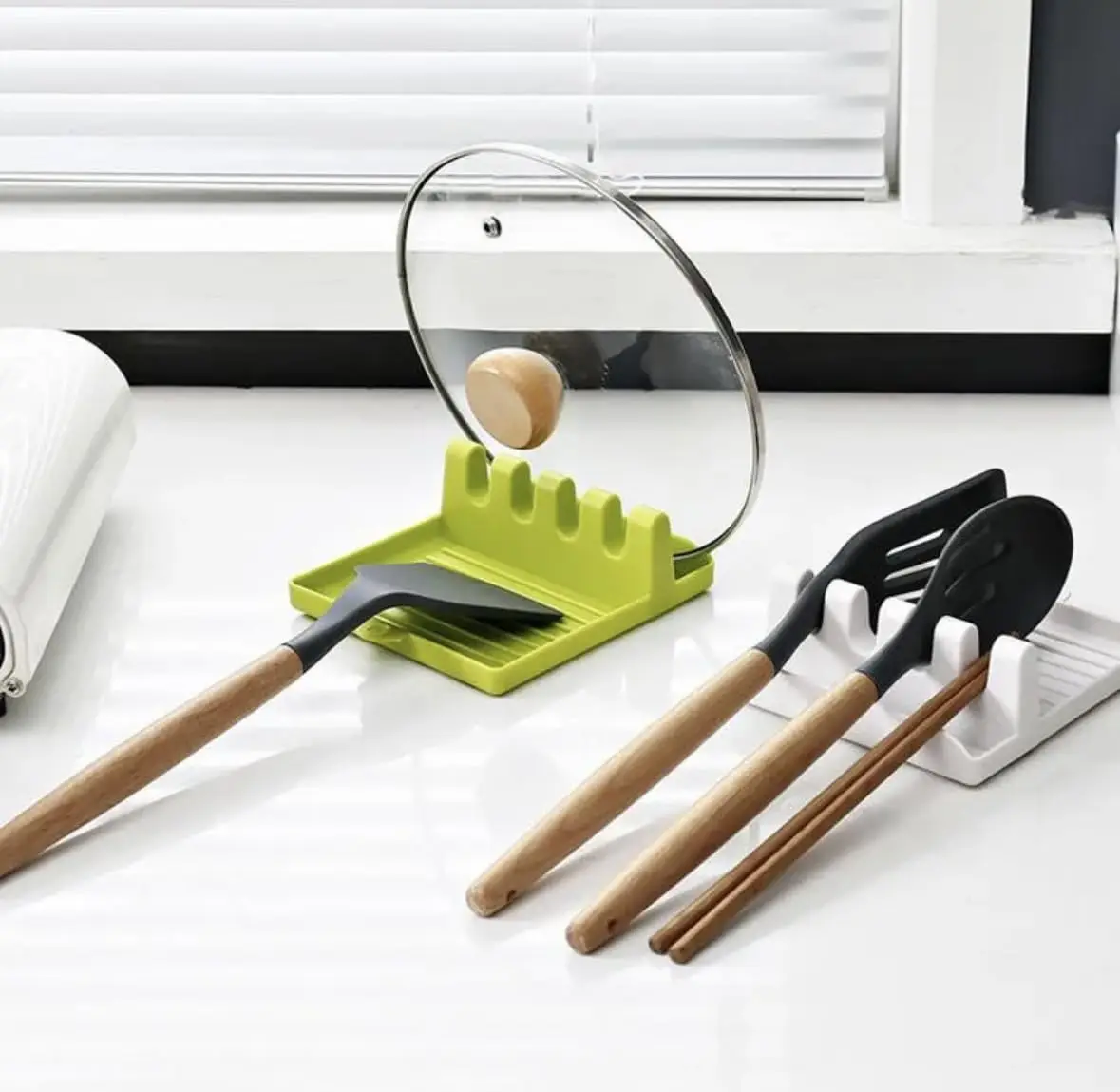 주방 숟가락 홀더 포크 주걱 랙 선반 주최자 플라스틱 숟가락 나머지 젓가락 홀더 미끄럼 방지 숟가락 패드 주방기구