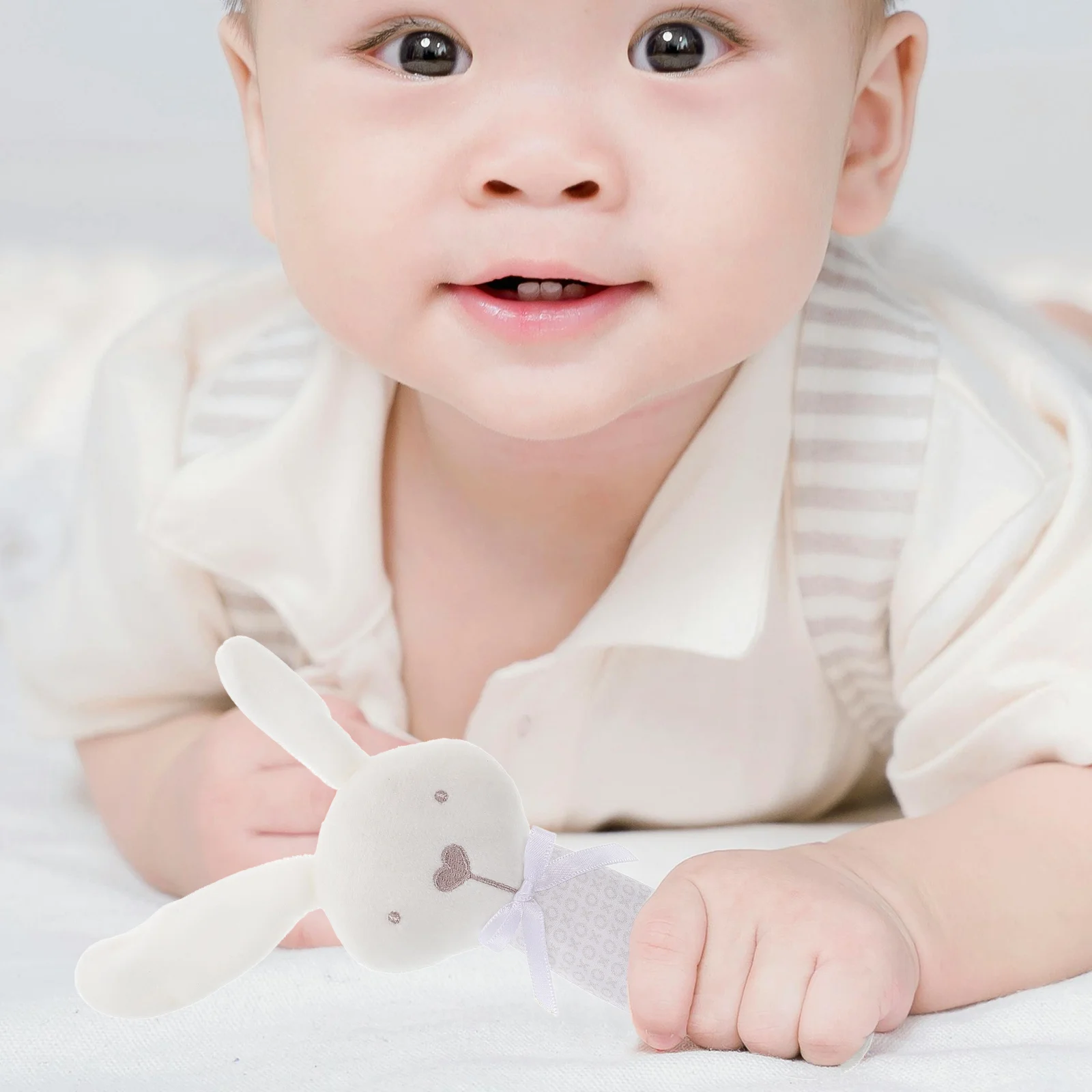 유아 만화 동물 손 딸랑이 토끼 창의적인 아기 흔들기 장난감 휴대용 손잡이 딸랑이 유아용 딸랑이