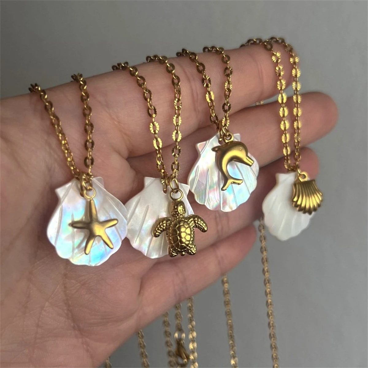 

European and American beach starfish necklace, summer style conch pendant, shell DIY plated with 18K gold color protection