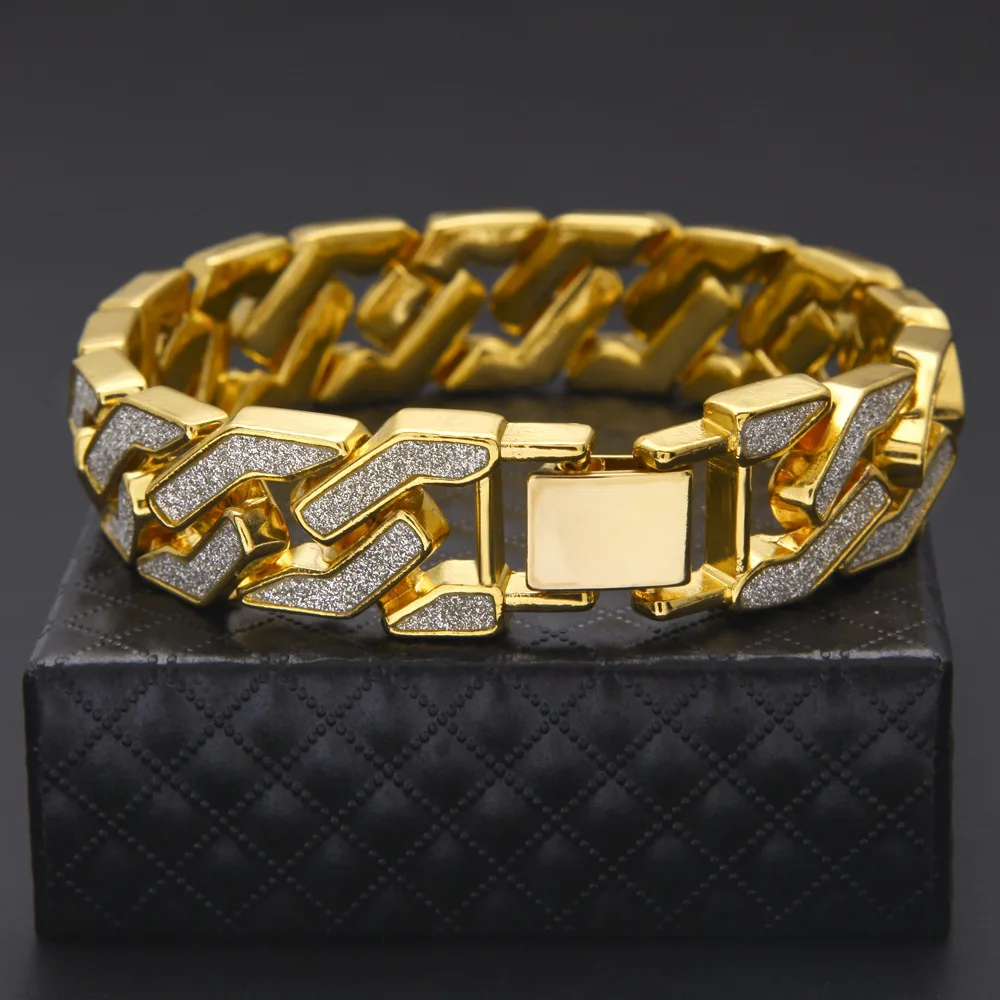 ​ Chunky Geometric Glitter Bracelet Men's - Wide Hip Hop Cuff with Star Confetti, Durable Alloy Party Jewelry, Trendy Gift