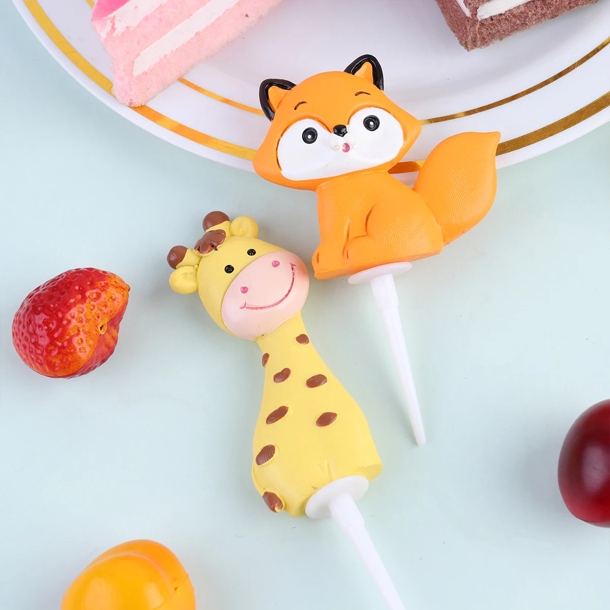 

2pcs Cartoon Animal Topper Resin Forest Animal Decoration Creative Topper For Wedding Birthday Party Cake Adornment