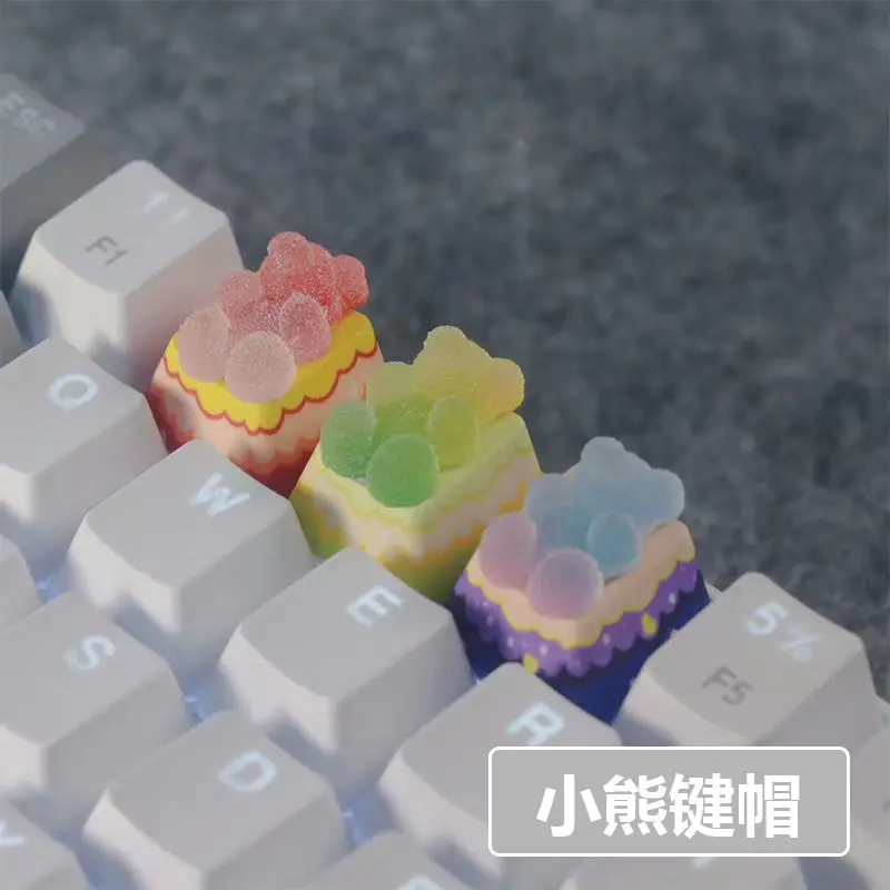 

DIY Little Bear Keycap Backlit Cherry MX Cross Axis Mechanical Keyboard Keycap R4 ESC Handmade Customized Cute Bear Keycap