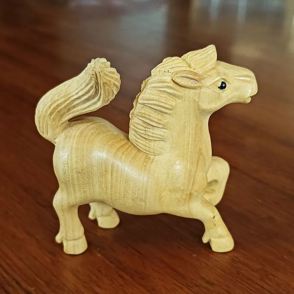 Y85, 2 INCH Japanese Boxwood Hand Carved Netsuke Sculpture Miniature : Handsome Horse