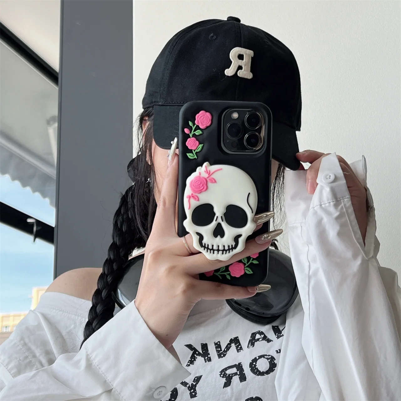 

Halloween Style 3D Skull With Telescopic Bracket for iPhone 12 13 14 15 16 Pro Max, Phone Soft Silicone Case Stand Back Cover Sk