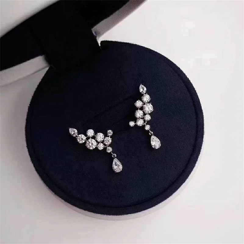 New High-grade and Versatile Water Drop Earrings Women\'s Dinner Dress Accessories Fashion and Luxury Zircon Wedding Earrings