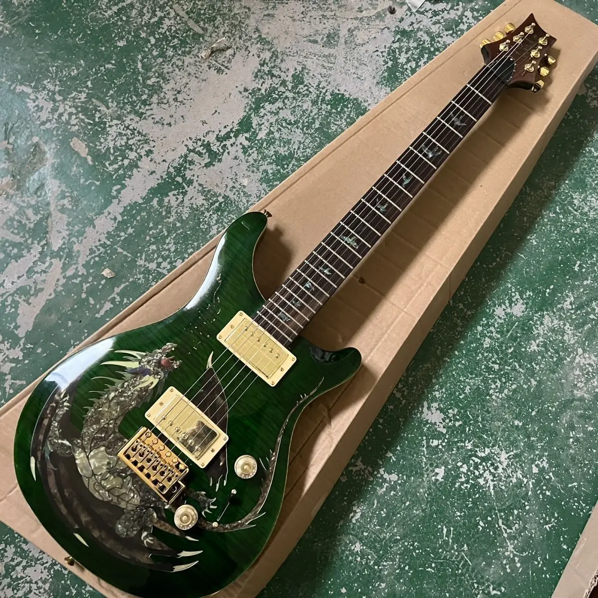 Top Factory Customization New Guitar Green Dragon Professional 6 String