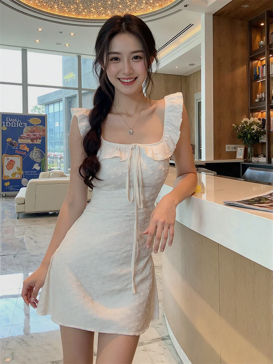 فساتين نسائية أصفر أنيق بقصة ضيقة صغيرة مكشكشة طبقات مكدسة متجمعة مكشكشة رفرفة منتفخة