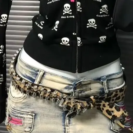

2026 Subculture Gothic Rock Punk Y2k Millennium Spicy Girl Skeleton Print Hoodie Women Slim Fit Slimming Top