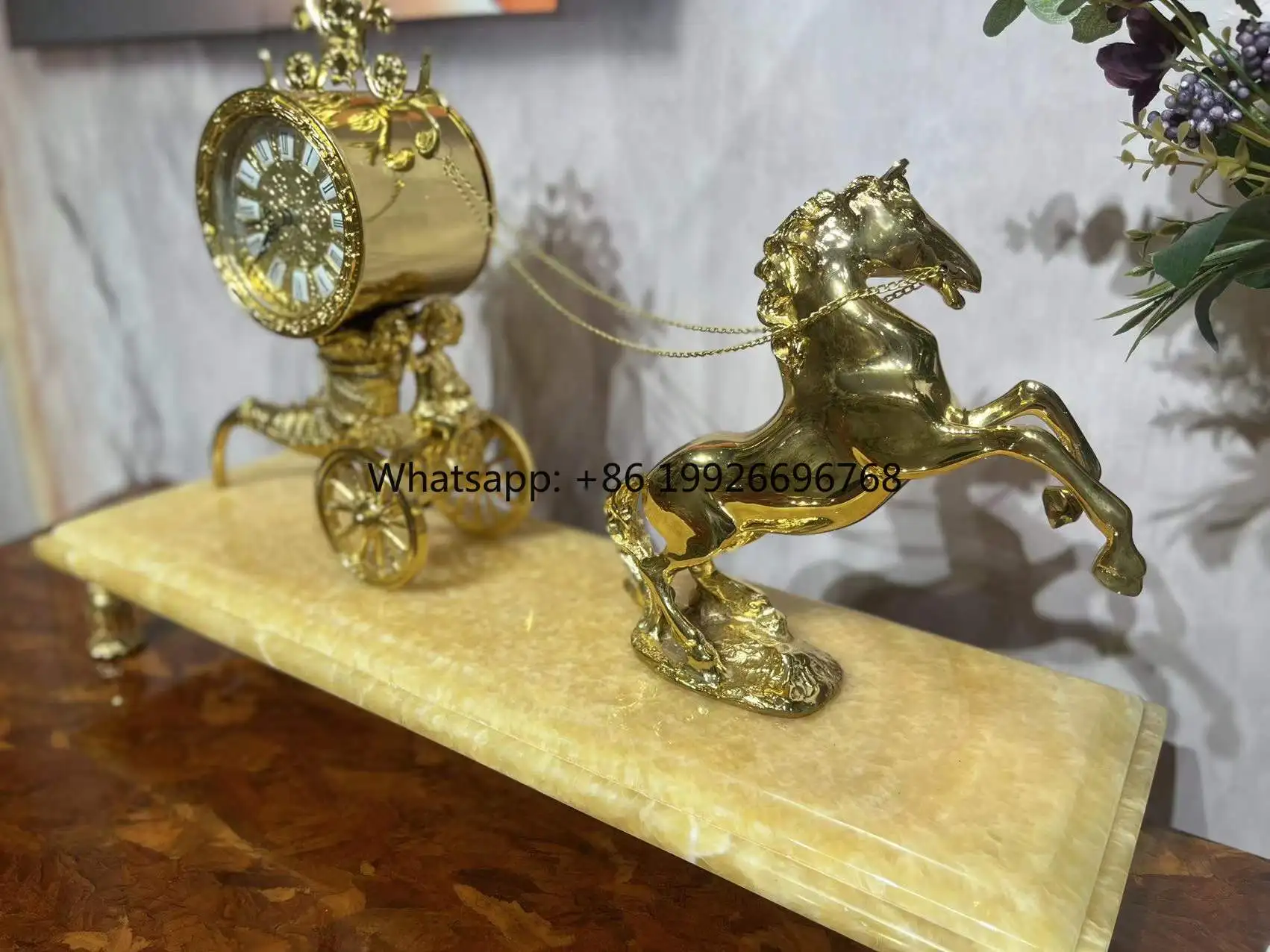 

European Design Horse-Drawn Car Desk Clock Home Marble Table Clock Golden Desk Clock factory