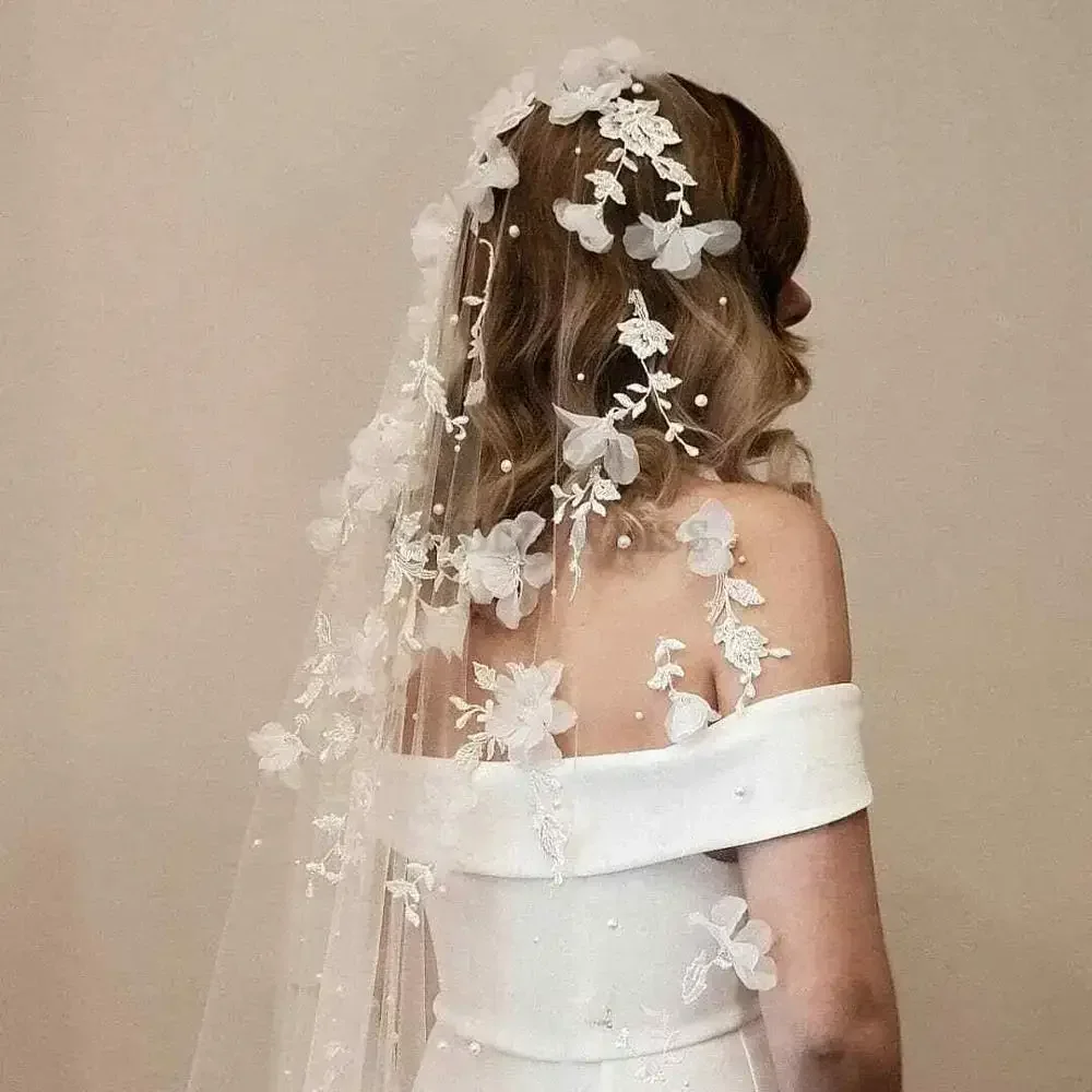 Appliques Wedding Veil 3D Flowers Pearls Bridal Veils Chapel Length Elegant Bride Veils Wedding Accessories Customized