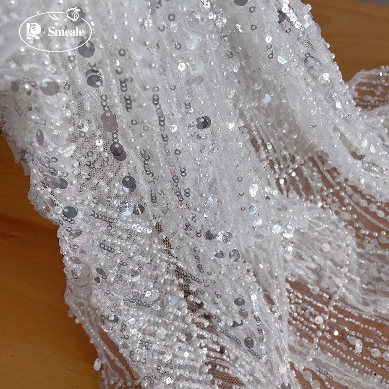 Brautspitzenstoff mit Streifen, Luxuriöses Perlen-Pailletten-Hochzeitskleid, Hochwertiger Maßanfertigungs-Nähstoff, RS4161 – Detail 6