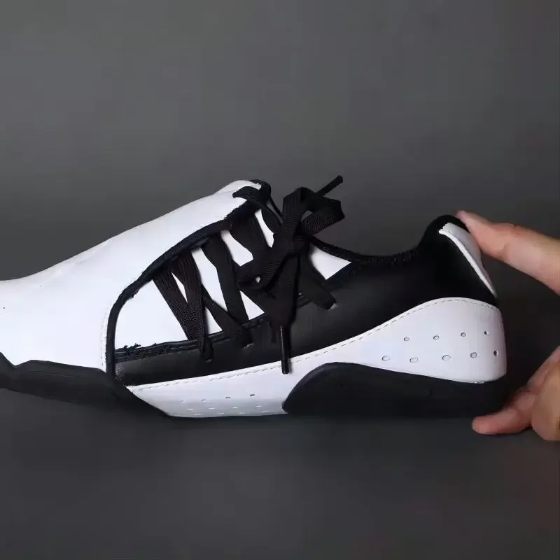 Professional Taekwondo Shoes Men Women Martial Arts Shoes Big Size 36-46 Karate Taekwondo Shoes Breathable Training Sneakers
