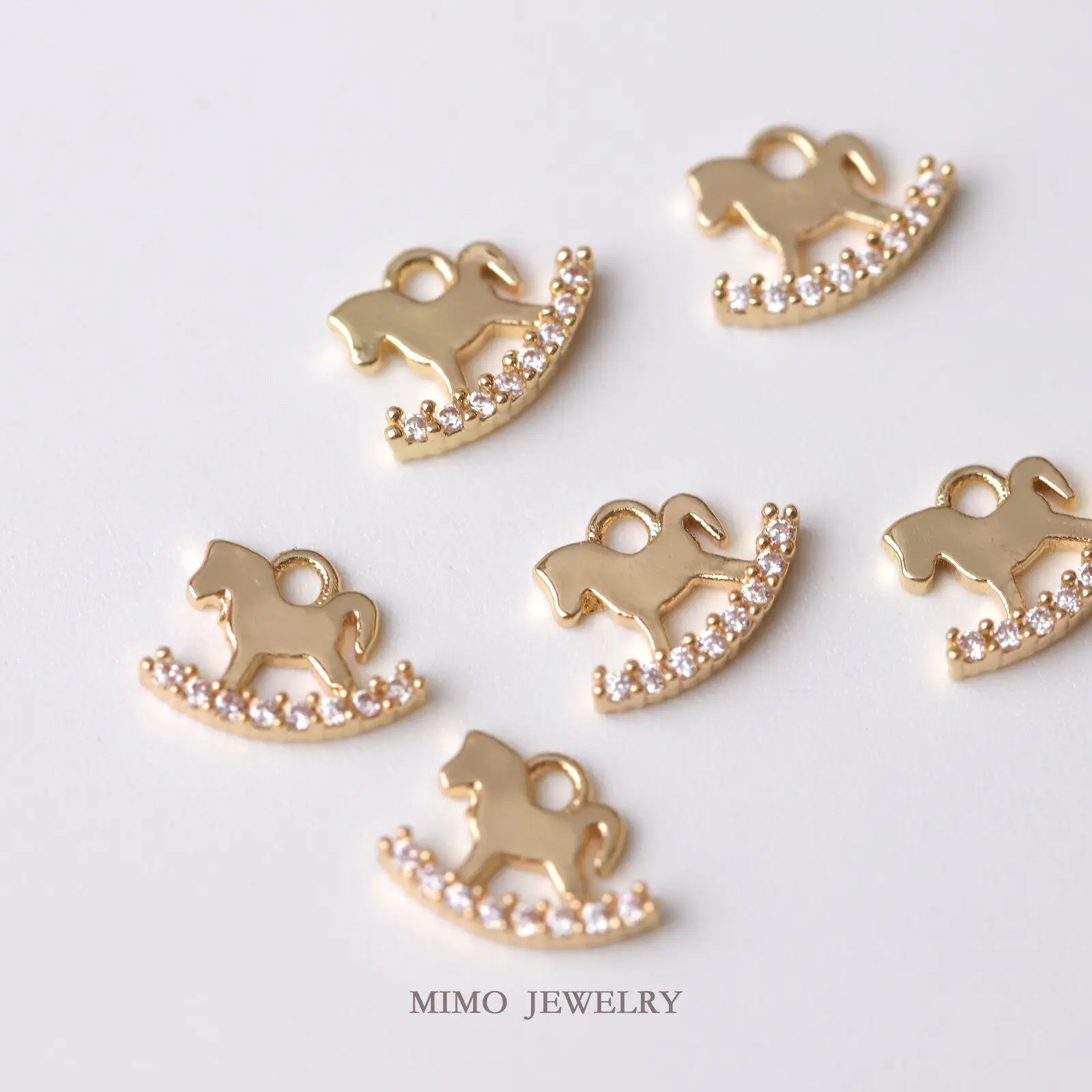 1pcs Copper-plated Gold Trojan Horse Micro-zircon Cute Pony Pendant Charms For Jewelry Making DIY Bracelet Accessories Findings