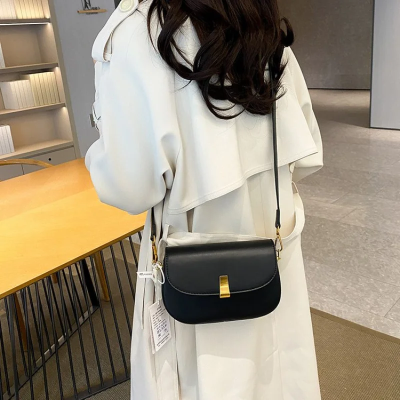 

High-Quality Designer Women's Tote Bag Leather Shoulder Crossbody Handbag Messenger For Everyday Use