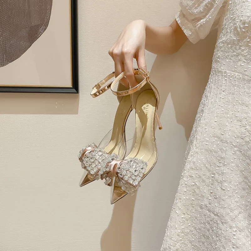 

Summer New Fashion Party Dress Slingback Shoes Pearl Bowknot Women Pumps Sexy Pointed Toe White High Heels Transparent Sandals