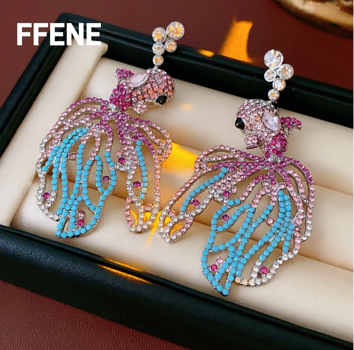 

[Special] Unique earrings, luxurious and high-end, exquisite earring design, exaggerated ear ornaments