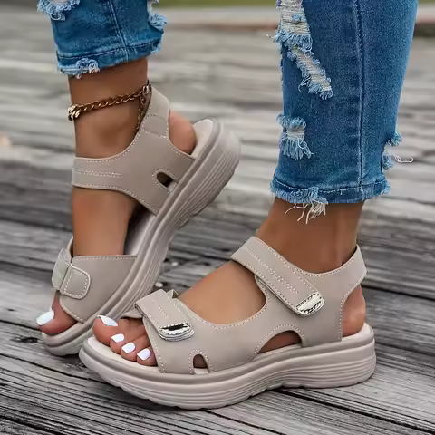 2025 New Summer Sandals Travel Women Shoes New Sandal Sole Durable Sandal Ladies Outdoor Beach Slippers Platform Sandals
