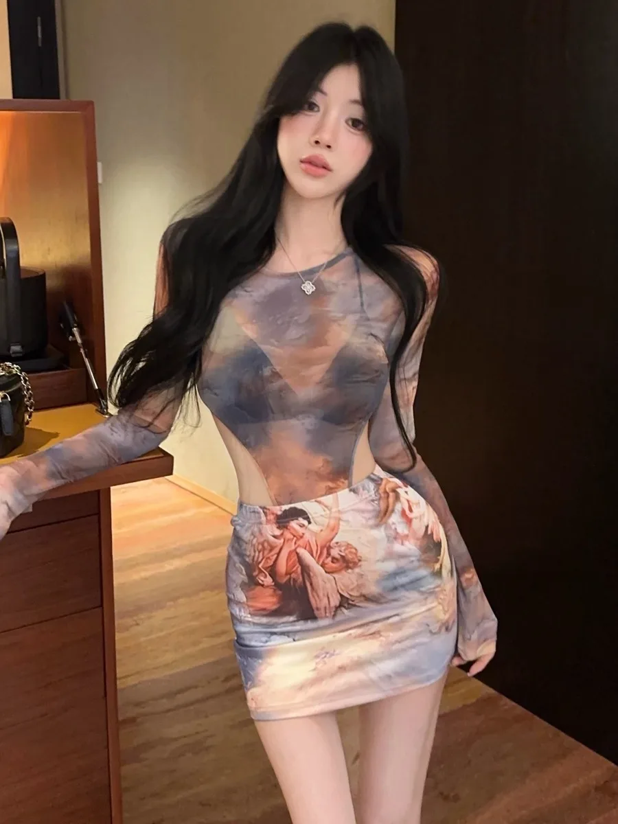 

Sexy Spicy Girl Retro Smear Print Long Sleeve Tight Base High Waist Slim Fit Half Body Skirt Set Korean Style Commute